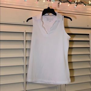 White scallop women’s golf shirt